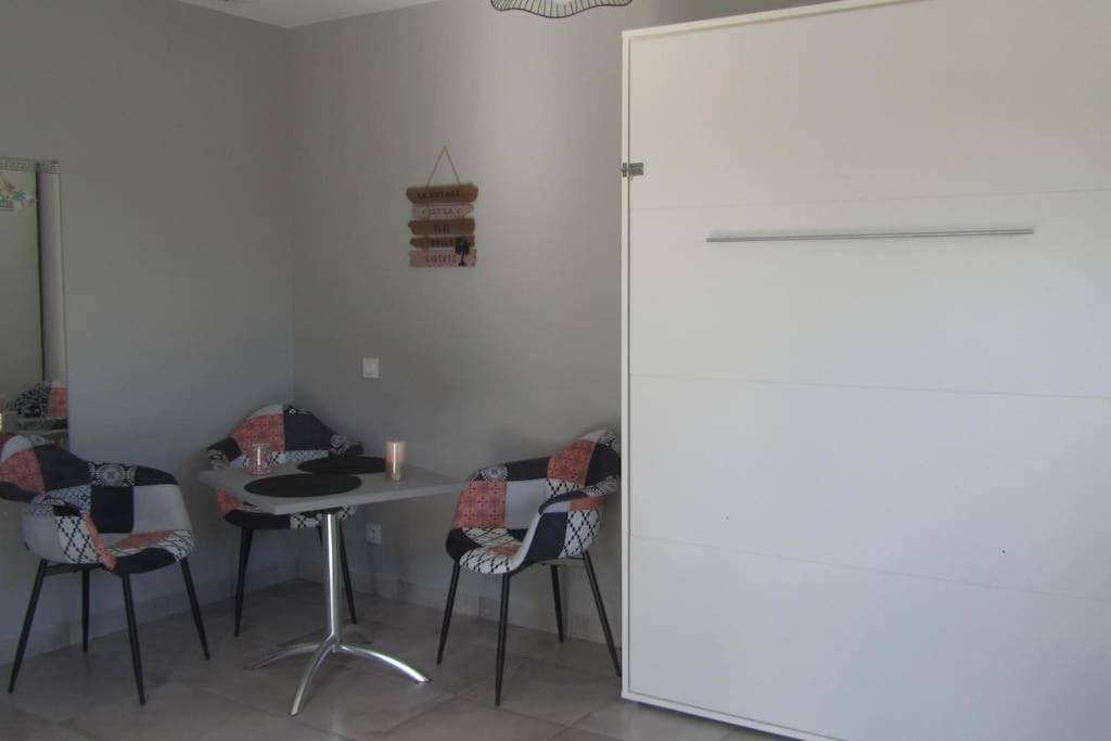 Studio Tout Confort Au Coeur Des Graves Portets Extérieur photo